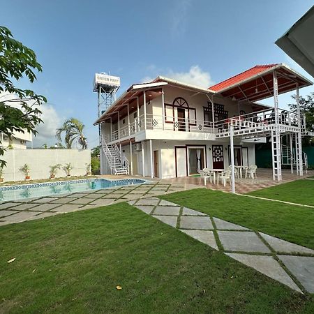 Villa Wistaria- Luxury 7Bhk Villa With Private Pool Alībāg Extérieur photo